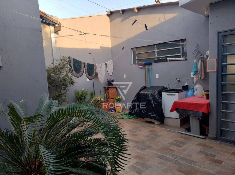 Casa, 6 quartos, 237 m² - Foto 8