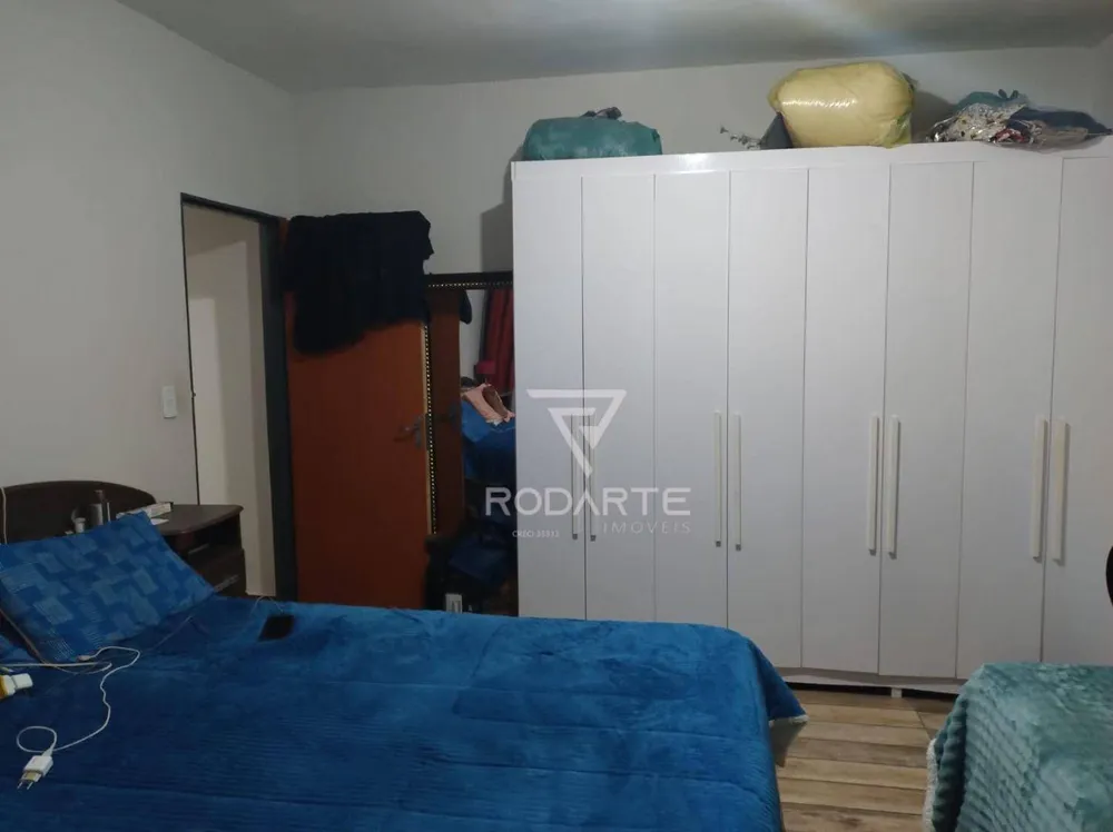 Casa, 6 quartos, 237 m² - Foto 1