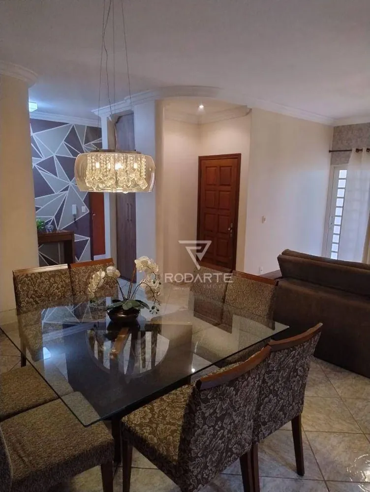 Casa, 5 quartos, 300 m² - Foto 2