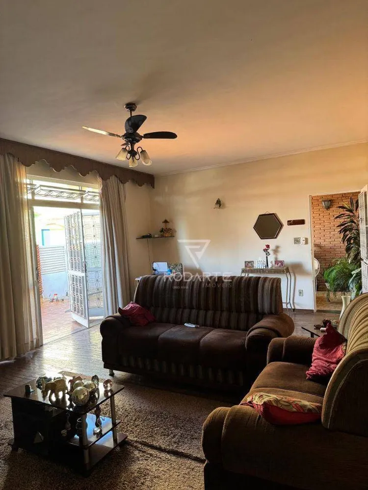Casa, 3 quartos, 240 m² - Foto 10