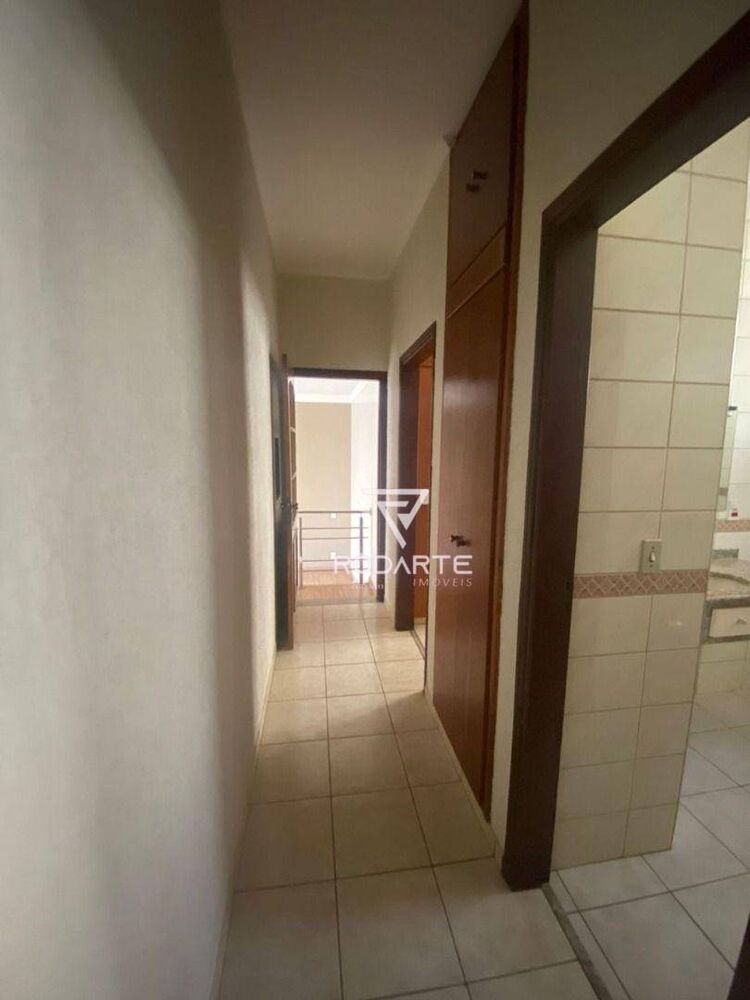 Casa, 3 quartos, 244 m² - Foto 8