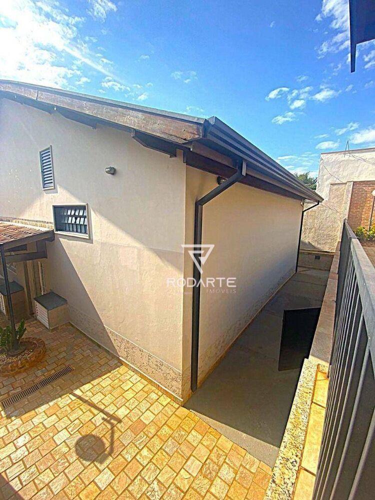 Casa, 3 quartos, 244 m² - Foto 2