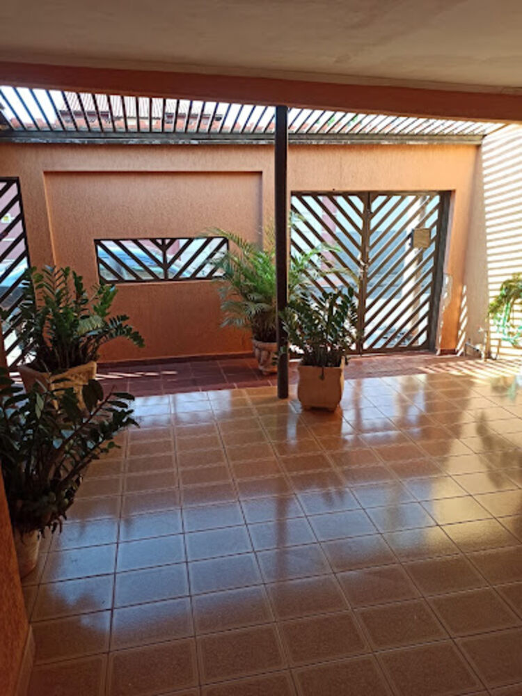Casa, 2 quartos, 150 m² - Foto 1