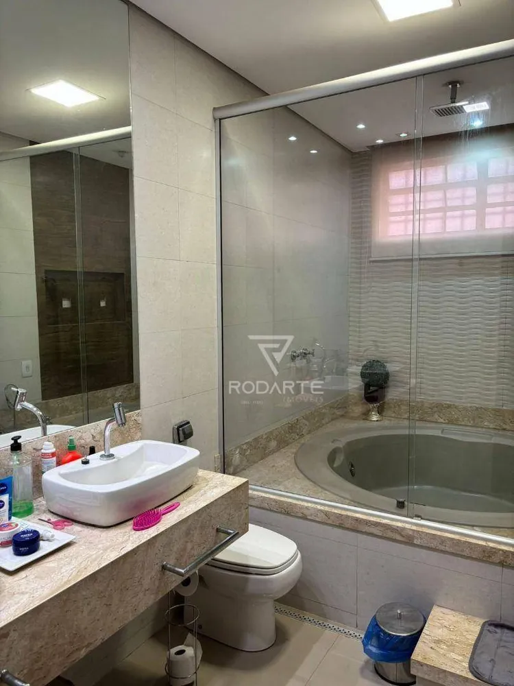 Casa, 4 quartos, 313 m² - Foto 3