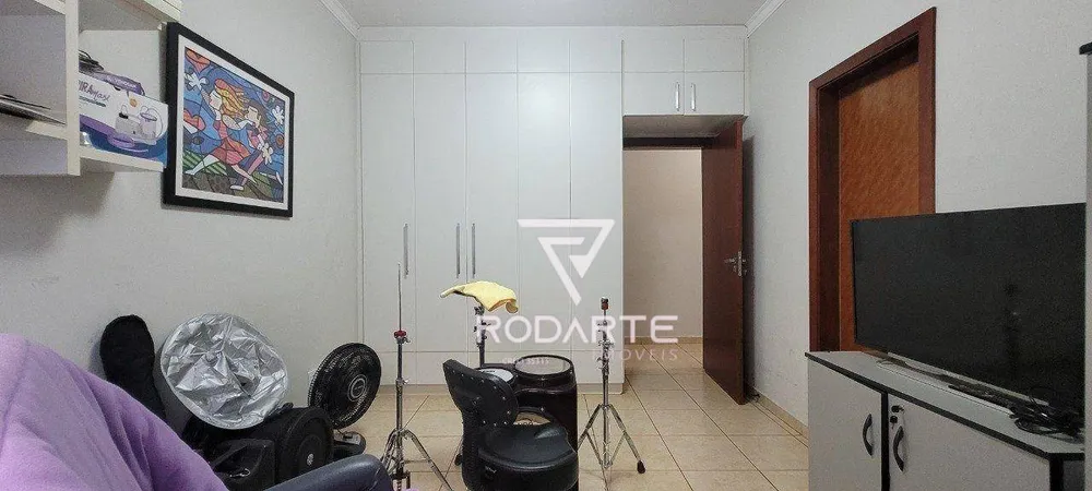 Casa, 3 quartos, 250 m² - Foto 1