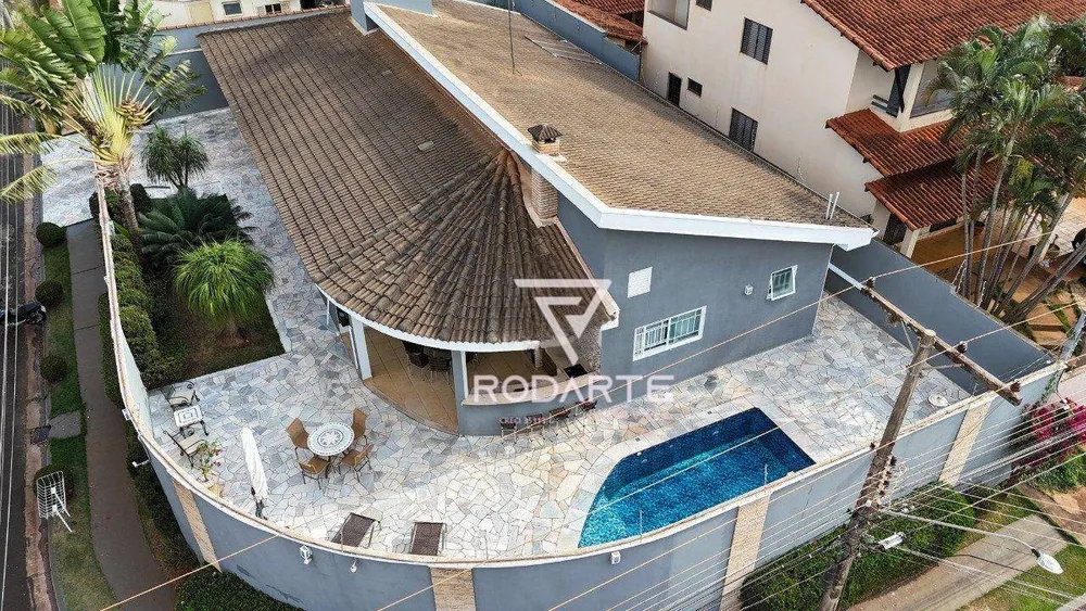 Casa, 3 quartos, 250 m² - Foto 2