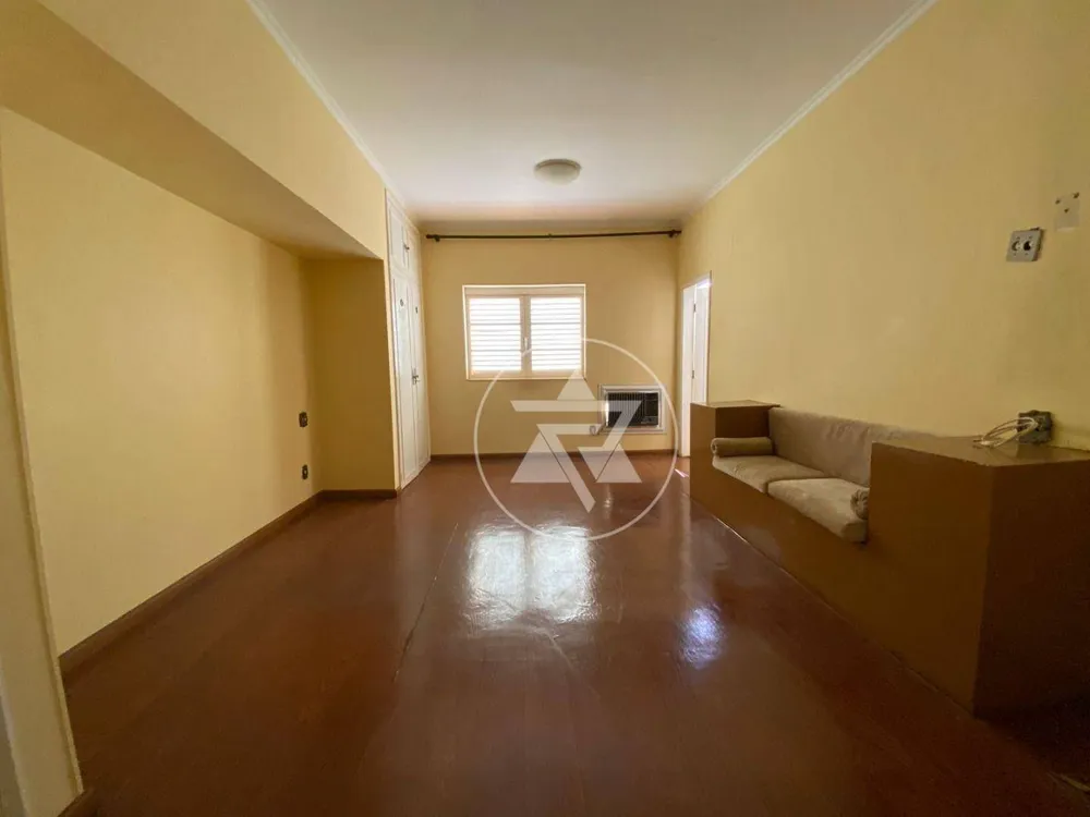 Casa, 4 quartos, 328 m² - Foto 2