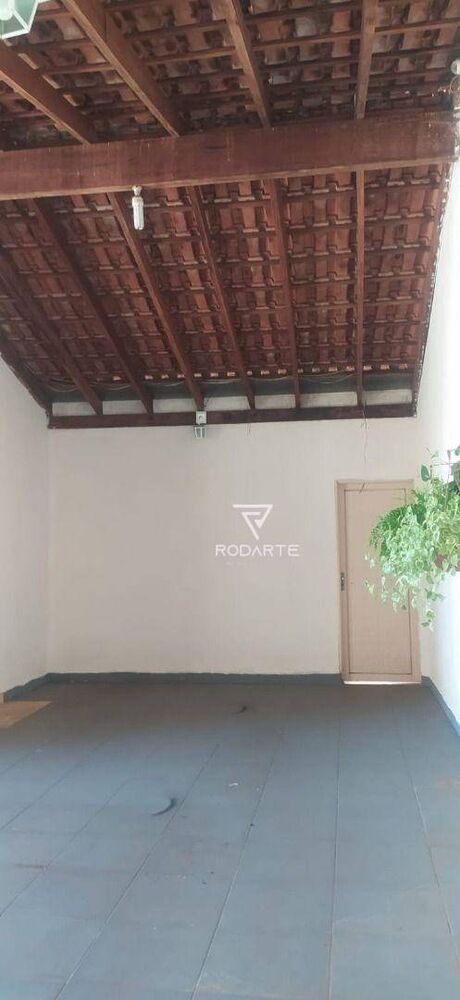 Casa, 3 quartos, 276 m² - Foto 2