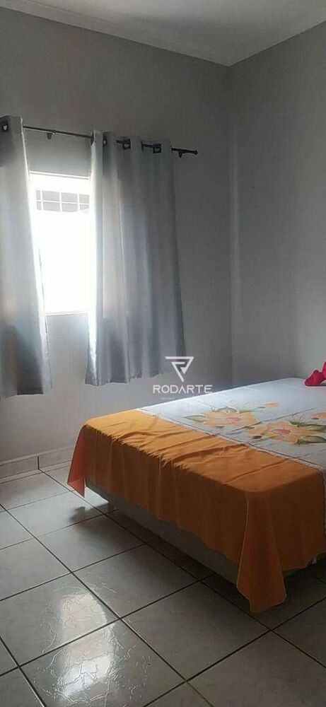 Casa, 3 quartos, 276 m² - Foto 1
