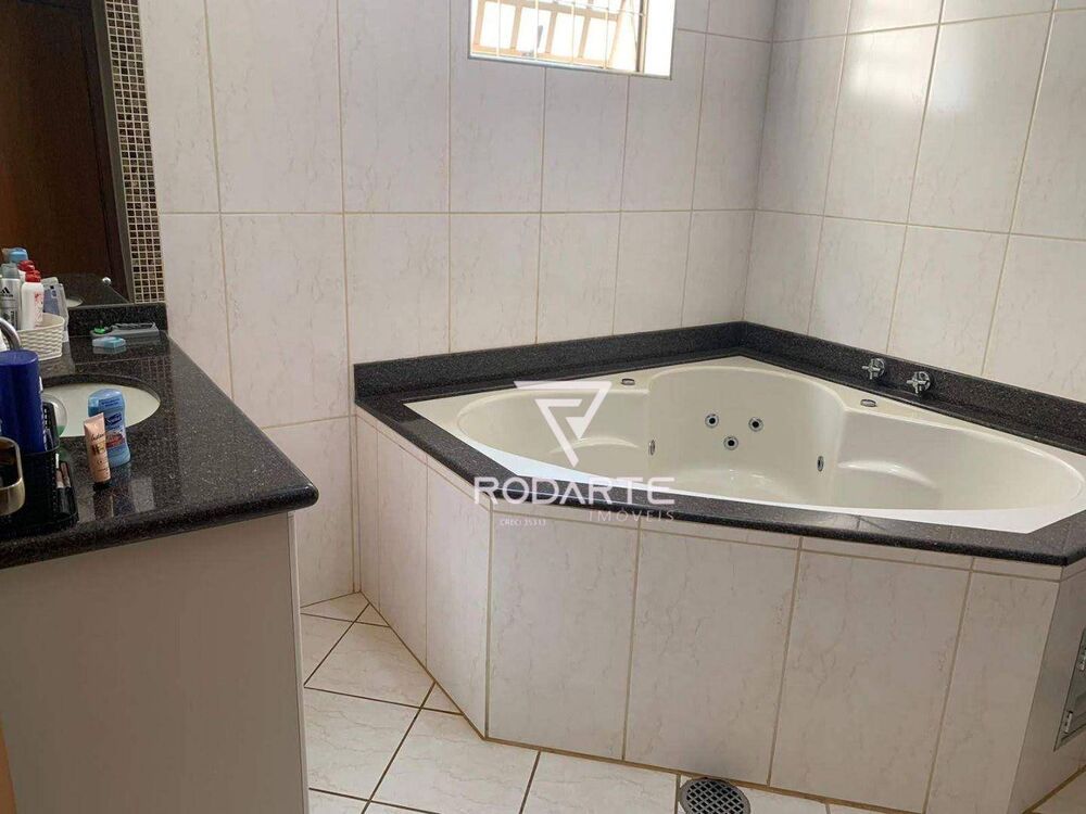 Casa, 4 quartos, 375 m² - Foto 3