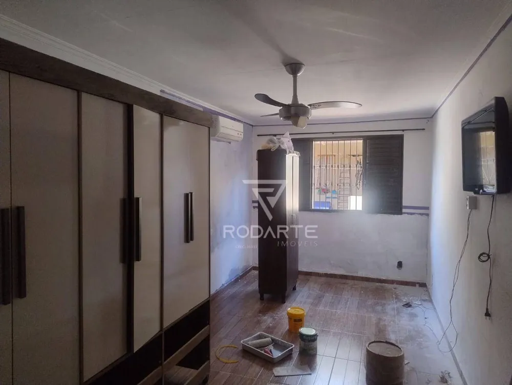 Casa, 4 quartos, 228 m² - Foto 1