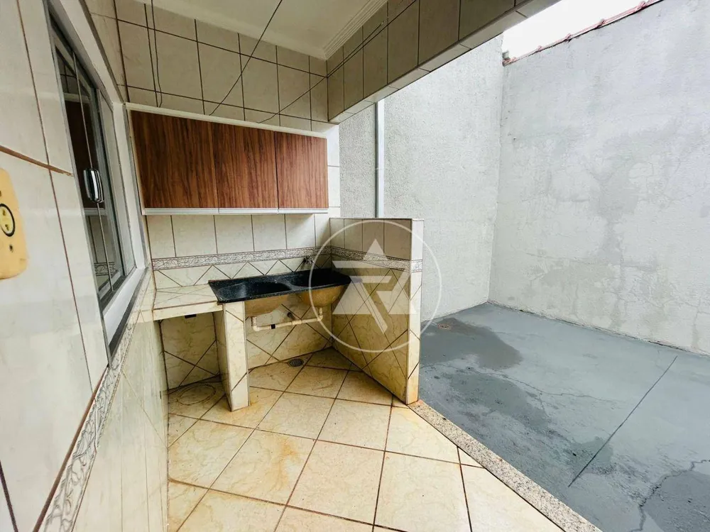 Casa, 3 quartos, 151 m² - Foto 1