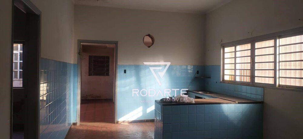 Casa, 6 quartos, 285 m² - Foto 1