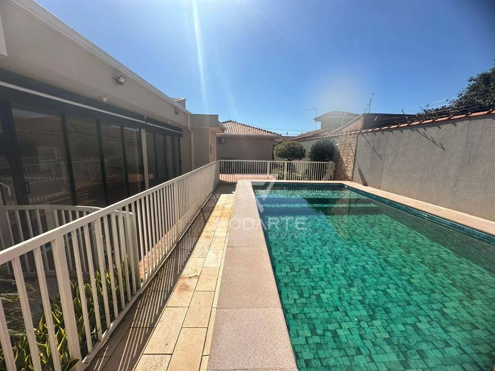 Casa, 5 quartos, 324 m² - Foto 1