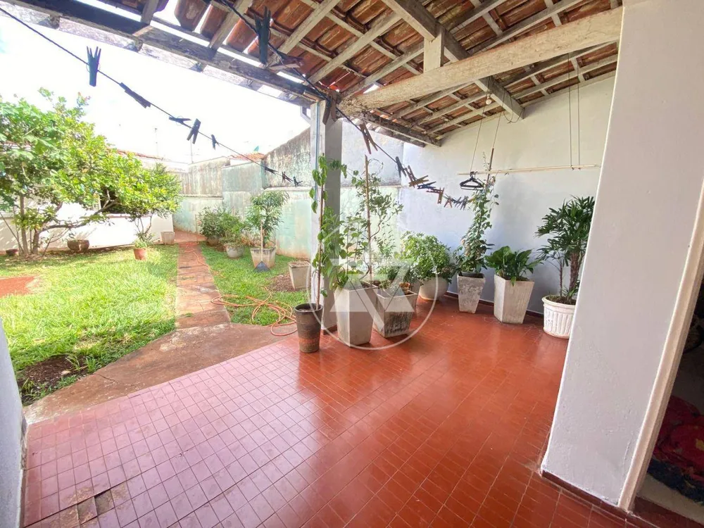 Casa, 3 quartos, 142 m² - Foto 2