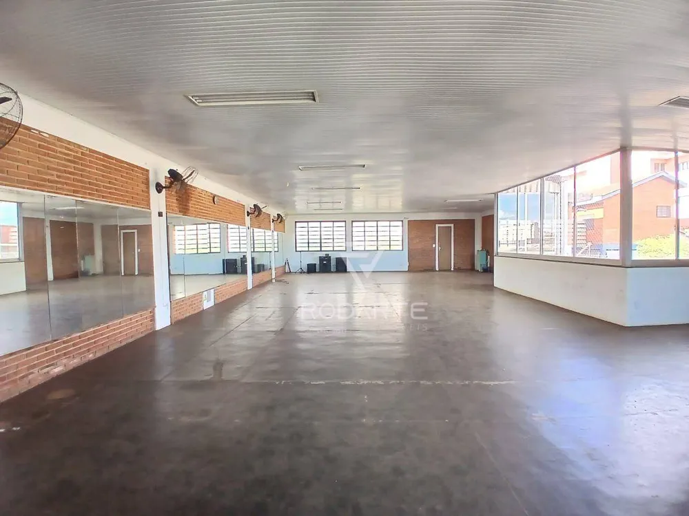 Sala-Conjunto, 210 m² - Foto 2