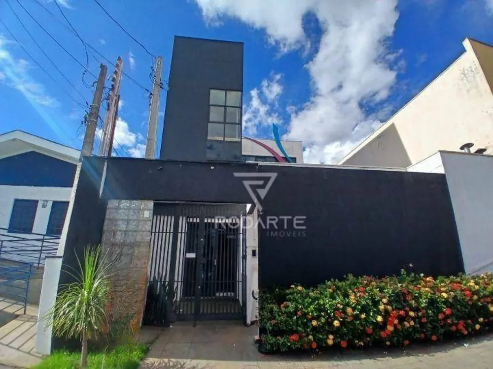 Sala-Conjunto, 210 m² - Foto 1