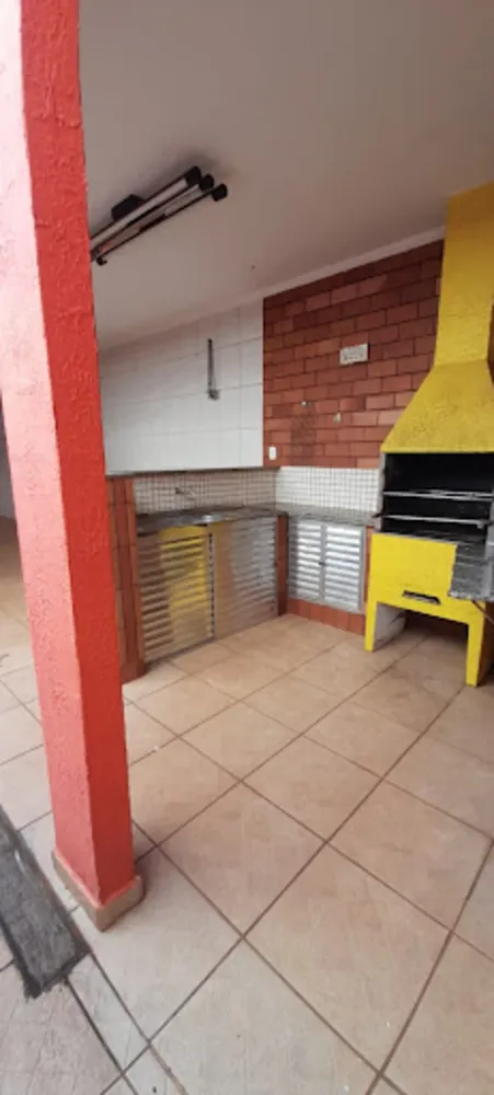 Casa, 3 quartos, 242 m² - Foto 4