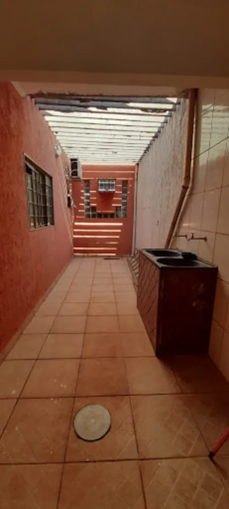 Casa, 3 quartos, 242 m² - Foto 1