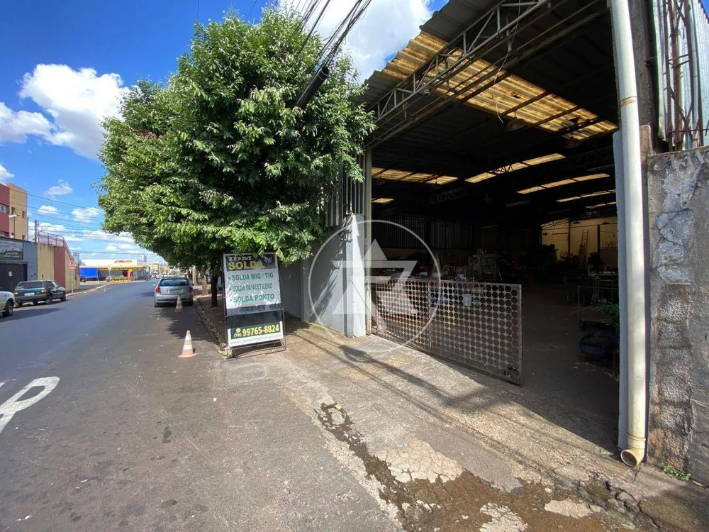 Depósito-Galpão, 369 m² - Foto 1