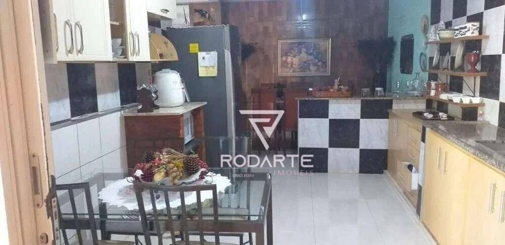 Casa, 3 quartos, 257 m² - Foto 6