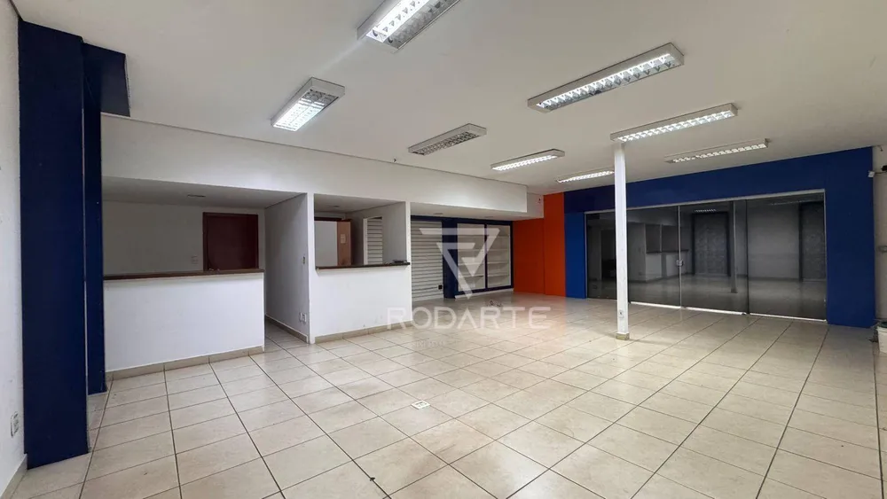 Loja-Salão, 700 m² - Foto 1