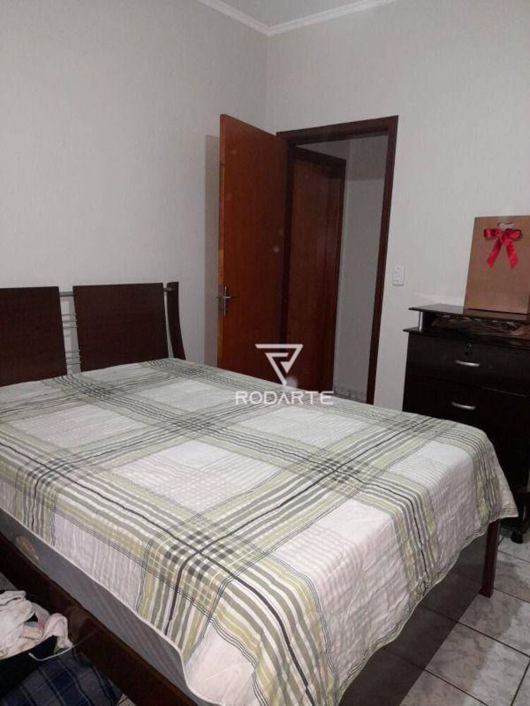 Casa, 3 quartos, 260 m² - Foto 14