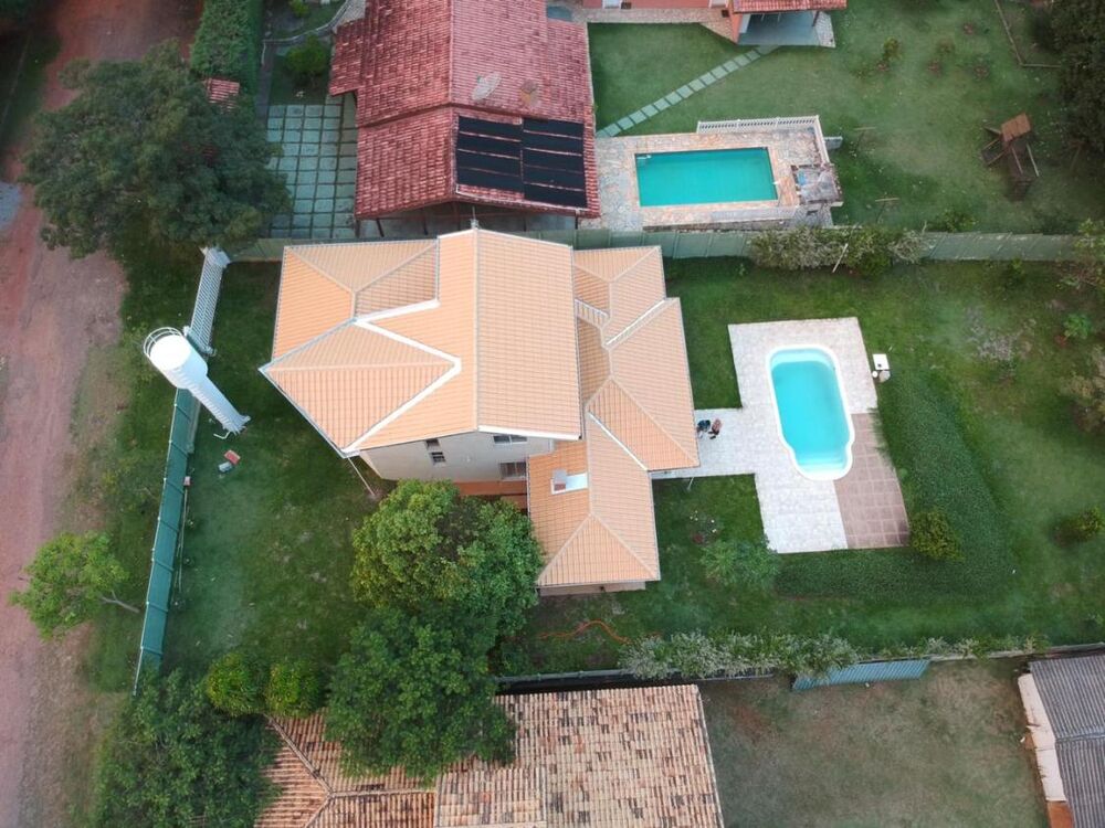 Chácara à venda com 3 quartos, 1000m² - Foto 2