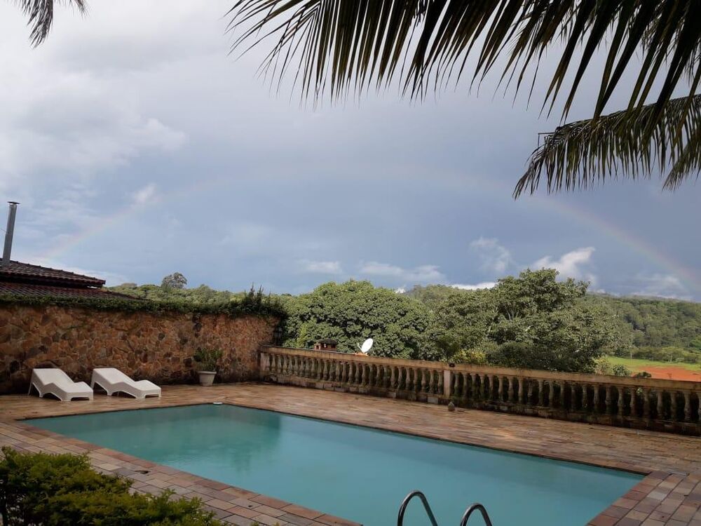 Chácara à venda com 6 quartos, 2900m² - Foto 2