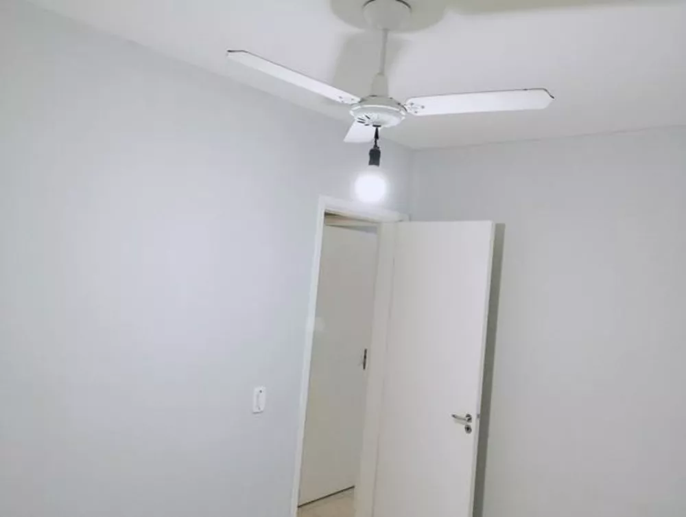 Apartamento à venda com 2 quartos, 50m² - Foto 3