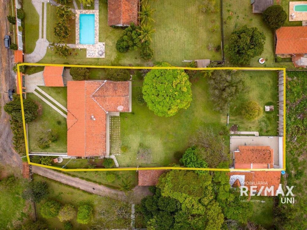 Casa, 4 quartos, 270 m² - Foto 4
