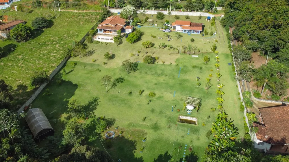 Chácara, 3 quartos, 6050 m² - Foto 1