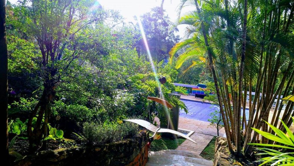 Chácara à venda com 6 quartos - Foto 1