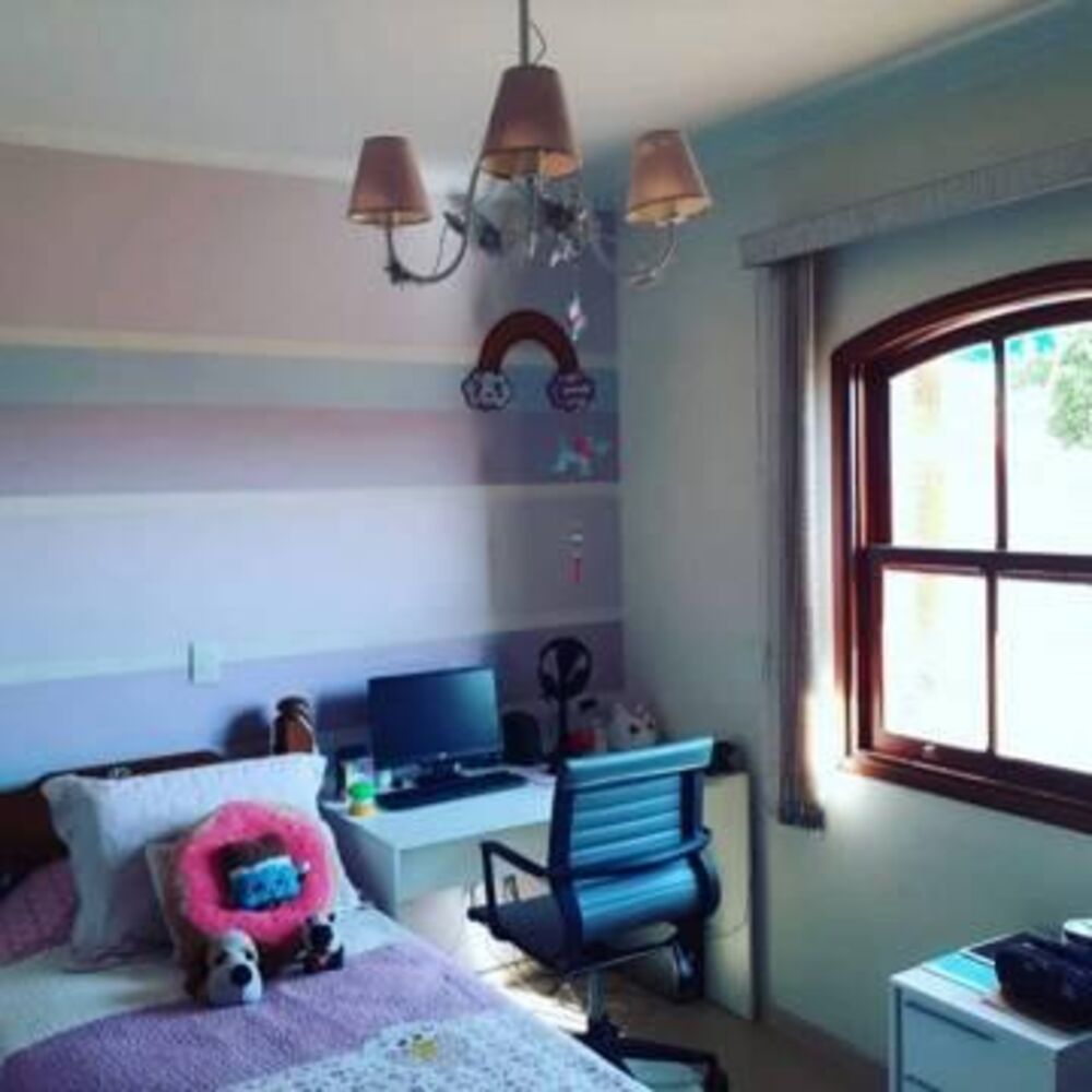 Casa, 4 quartos, 269 m² - Foto 2
