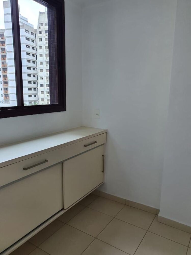 Apartamento, 4 quartos, 234 m² - Foto 3