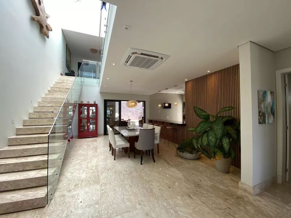 Casa de Condomínio à venda com 3 quartos, 400m² - Foto 3