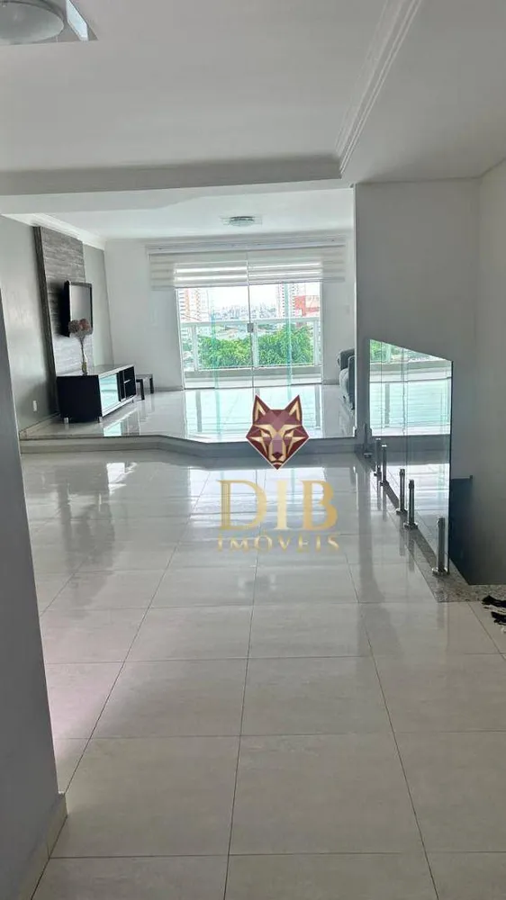 Sobrado, 4 quartos, 369 m² - Foto 1
