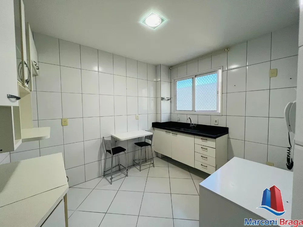 Apartamento à venda com 3 quartos, 115m² - Foto 3