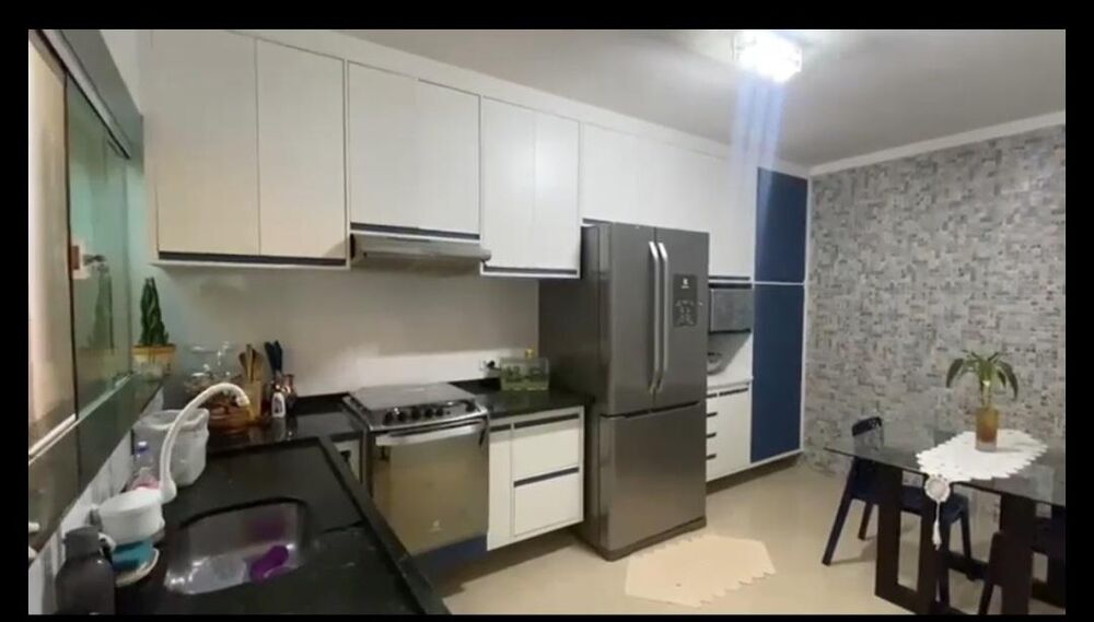 Casa à venda com 3 quartos, 350m² - Foto 8
