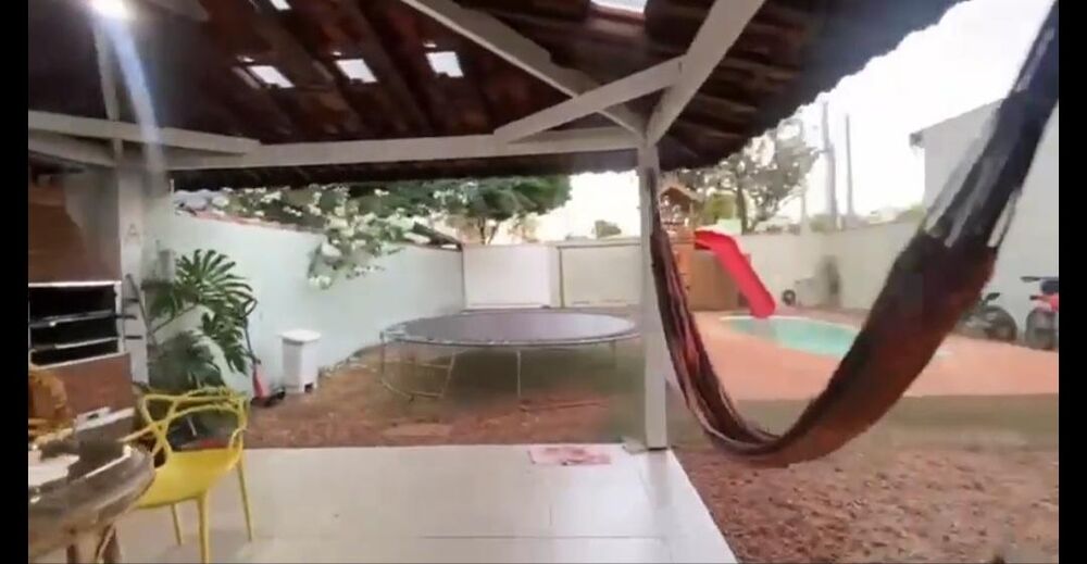 Casa à venda com 3 quartos, 350m² - Foto 5