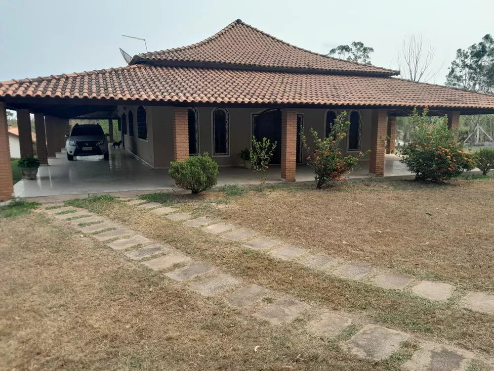 Fazenda à venda com 3 quartos, 5500m² - Foto 1