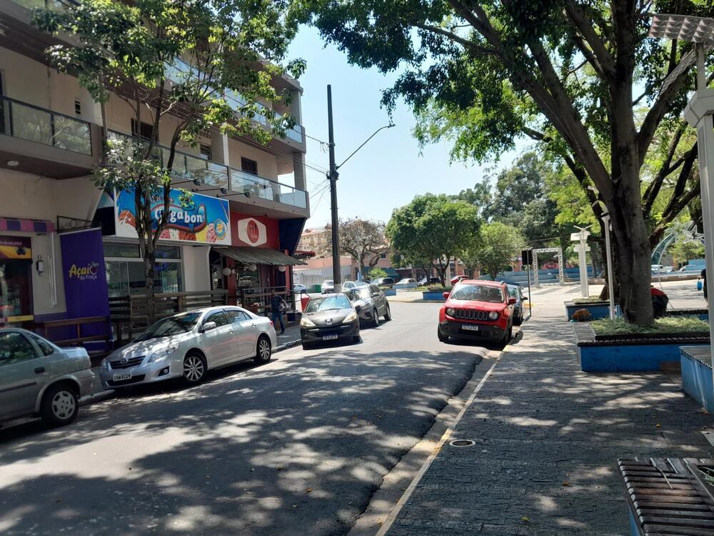Prédio Inteiro à venda, 1489m² - Foto 2