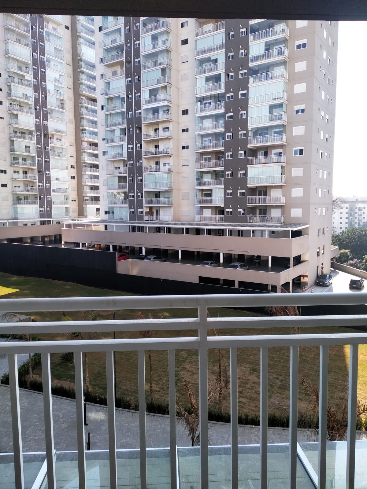 Apartamento à venda com 2 quartos, 60m² - Foto 2