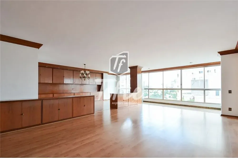 Apartamento, 3 quartos, 277 m² - Foto 1