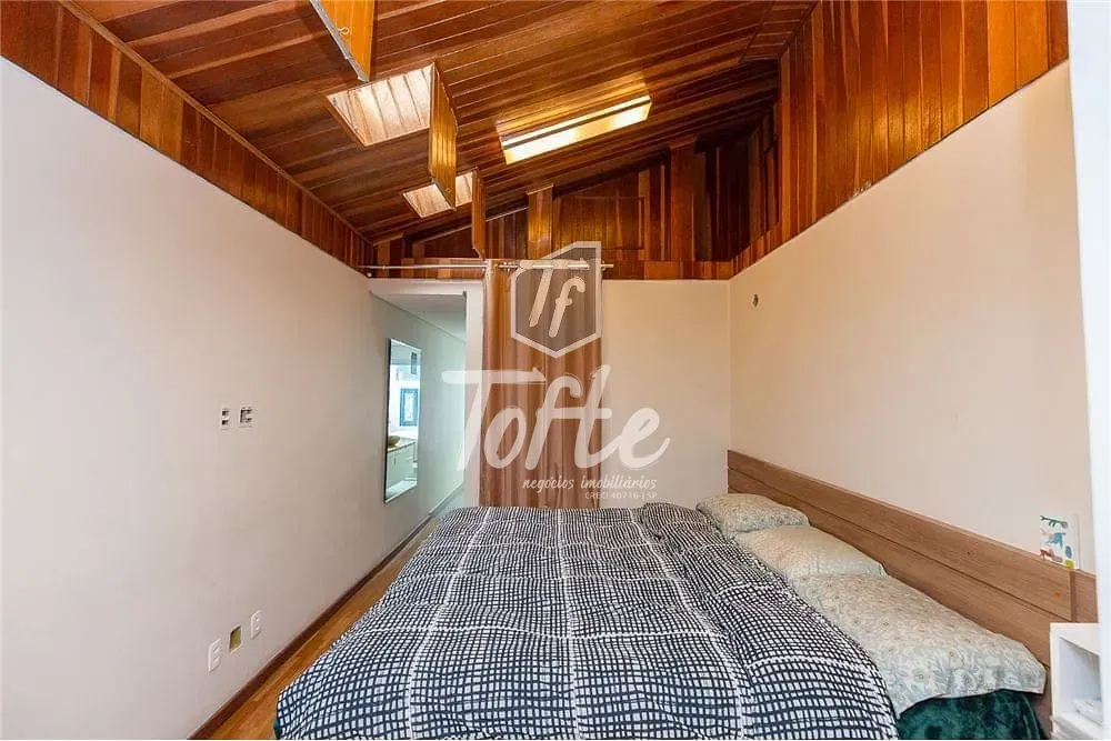 Casa, 3 quartos, 226 m² - Foto 2