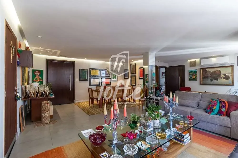 Apartamento, 3 quartos, 142 m² - Foto 1