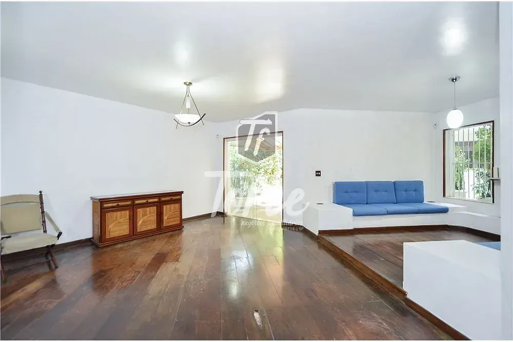 Casa, 3 quartos, 395 m² - Foto 1
