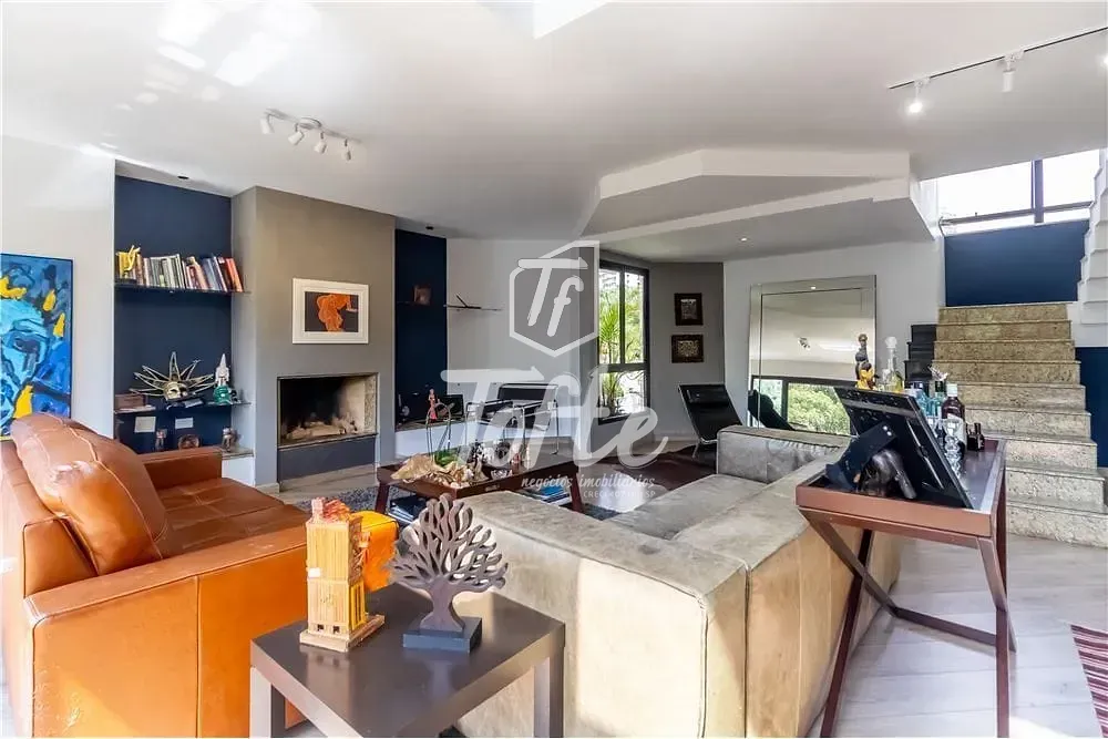 Apartamento, 3 quartos, 245 m² - Foto 1