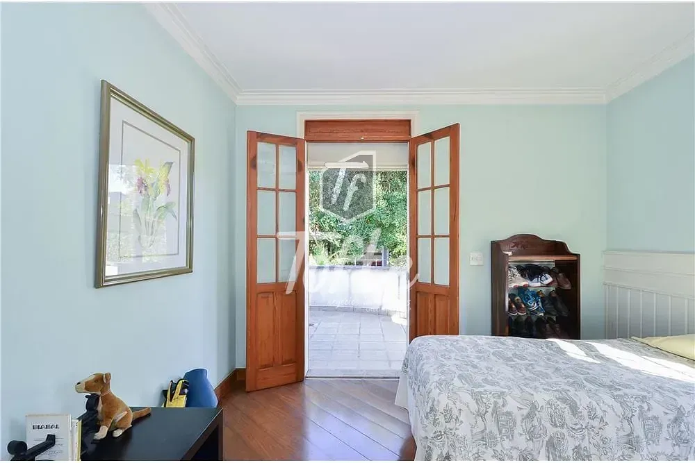 Casa, 4 quartos, 312 m² - Foto 2
