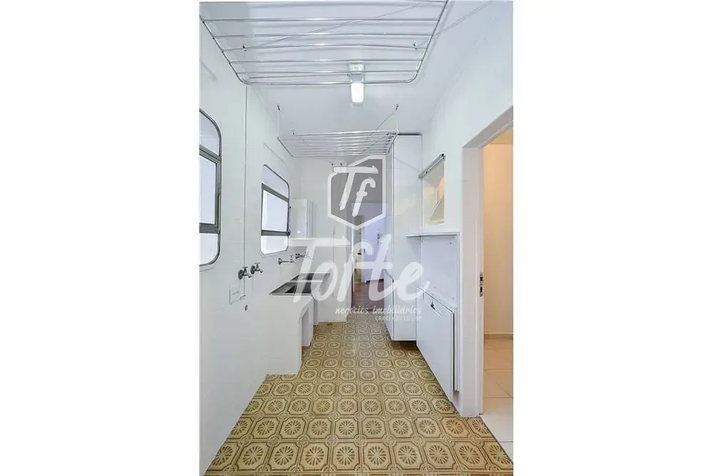 Apartamento, 3 quartos, 193 m² - Foto 2